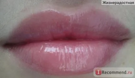 Гланц за устни Avon дебеличка цупене - «приятно хладни устни (снимка)