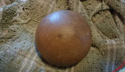 Ragyogó földes golyók vagy ballonok japán dorodango