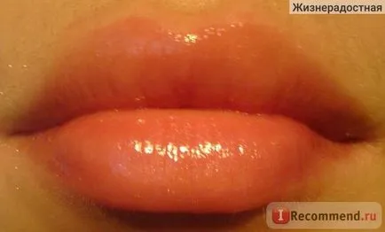 Гланц за устни Avon дебеличка цупене - «приятно хладни устни (снимка)
