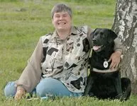 За да ви помогне - Кучета - - асистенти инвалиди - преподаване и Центъра за обучение на кучета (а)