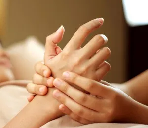 масаж на ръцете