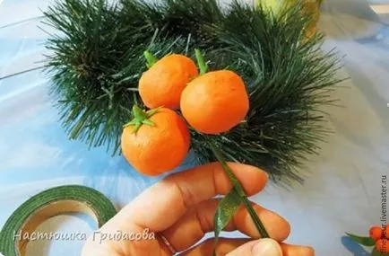 Mesterkurzus csinál egy karácsonyi koszorú egy gyertyát - Fair Masters - kézzel készített, kézzel készített