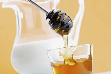 Медът рецепти за възпалено гърло и лечение на фарингит мед