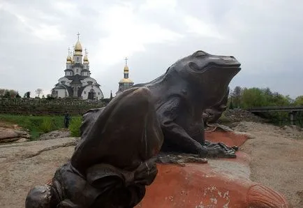 Regiunea fagi, Kiev - un parc amenajat pe malul rostavitsy