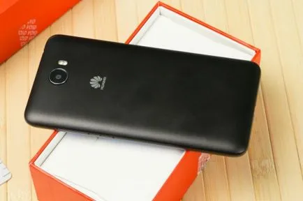 Prezentare generală y5ii huawei - un smartphone cu un buton programabil pentru $ 120 de