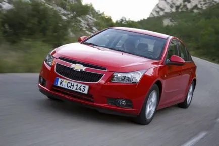 Áttekintés Chevrolet Cruze - szilárd autó szerény arány