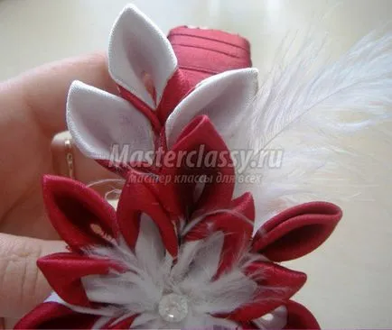 Bezel в kanzashi техника