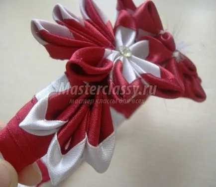 Bezel в kanzashi техника