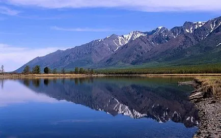 Lacul Baikal este cel mai pur oglinda naturii din Rusia