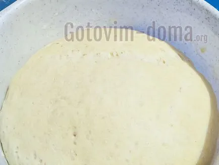 Gombóc fokhagymás a leves, a recept egy fotó - házi receptek képekkel