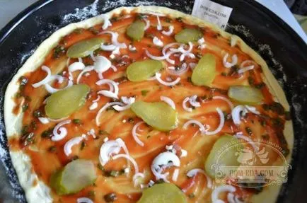 Pizza csirkével és savanyúságok egy lépésről lépésre recept fotók