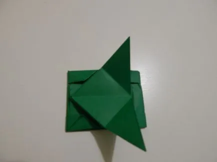 Küldj egy ajándékot pápa február 23-án a kezüket tartály origami