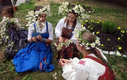 Jelek, hagyományok és a történelem a nap Szent Péter és Pál, zatusim!