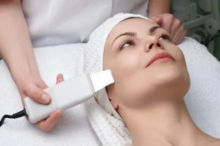 Avantajele și dezavantajele de curățare cu ultrasunete a feței