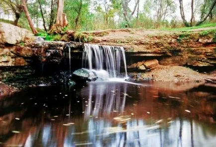 Sablino - țara de peșteri, cascade și formațiuni de rocă, ca să-și petreacă un week-end