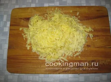Телешки салата, кисели краставички, яйца и сирене - готвене за мъже