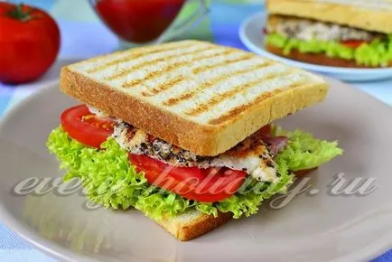 Sandwich csirkével és szalonnával