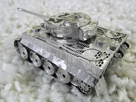 Modelul Asamblate al rezervorului „Tiger“ din metal