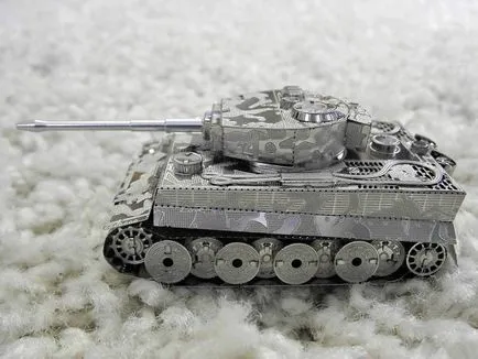 Modelul Asamblate al rezervorului „Tiger“ din metal