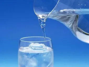 Melt víz a lakásban - további inni jobb!