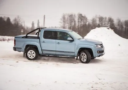 Test drive toyota hilux și volkswagen Amarok spate - log motor