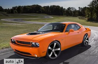 10 comentarii despre Dodge Challenger de la proprietarii de argumente pro și contra Dodge Challenger