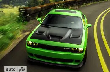 10 értékelés a Dodge Challenger a tulajdonosok az előnye és hátránya Dodge Challenger