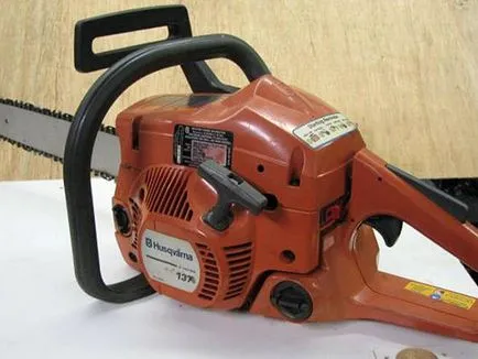 husqvarna Chainsaw (Husqvarna) - modele 137, 236, 240, 135, 365, caietul de sarcini, reparați