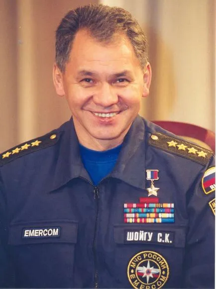 Биография Sergeya Shoygu министър на отбраната на историята