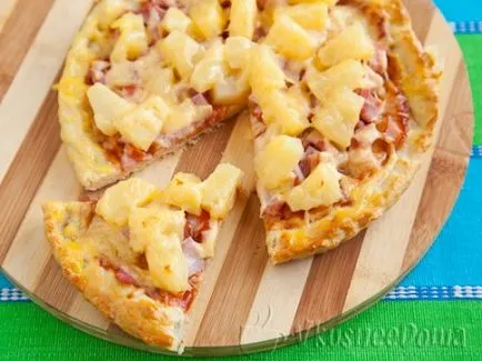 Hawaii pizza recept egy fénykép és egy klasszikus és Amerikában