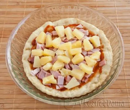 Hawaii pizza recept egy fénykép és egy klasszikus és Amerikában