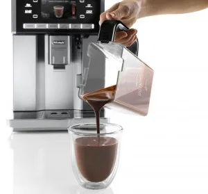Ciocolata calda într-o mașină de cafea, cum să gătească