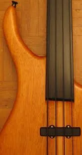 History fretless basszusgitár