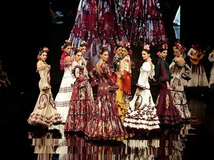 History fényes flamenco ruha - Fair Masters - kézzel készített, kézzel készített