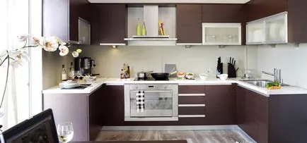 Színes megoldás konyha (60 fotó), hogyan lehet létrehozni egy belső saját kezűleg, útmutató, fotók, az ár és