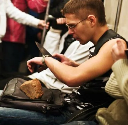 Hogyan nem szabad viselkedni a metrón, vagy 17 fajta ember, hogy teljesen gátolják a vágy, hogy használni