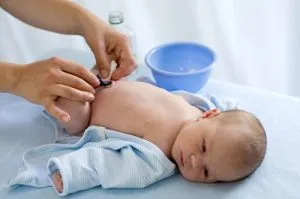 Как е лечение на новородено пъпа