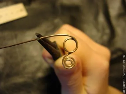 Cum de a face Elven bijuterii Manșetei de sârmă de bronz