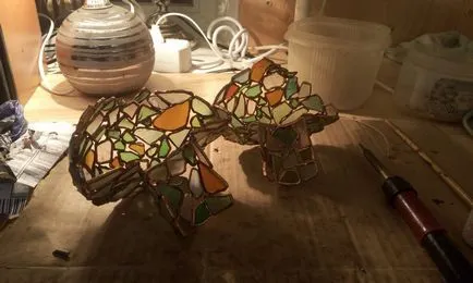 Cum sa faci o lampă de vitralii realizate din bucăți de sticlă mare, blog atrcons, pini