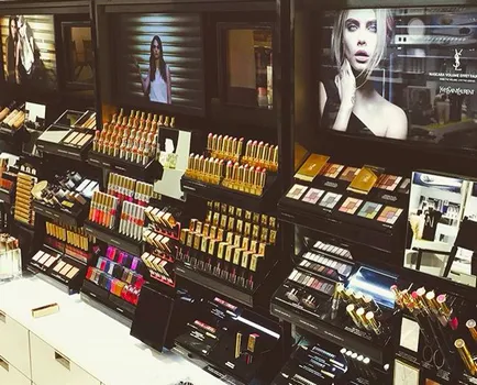 Cum profitabil să cumpere produse cosmetice și să nu se piardă în magazin - vă elegant
