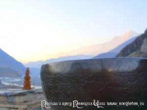 Masaj cu boluri tibetane cântând