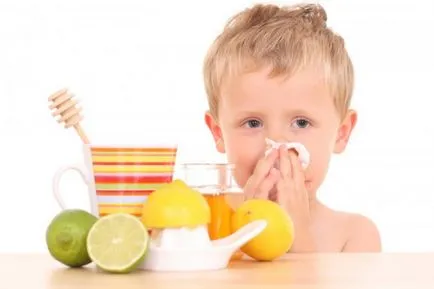 Народни средства за защита срещу суха кашлица при деца (силен, лай, и т.н.), в зависимост от възрастта, с