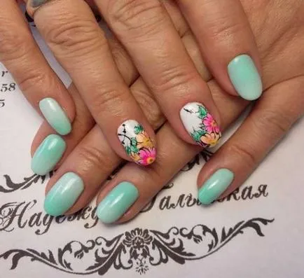 Nail kiterjesztéseket trendek 2017 fotók kéz-