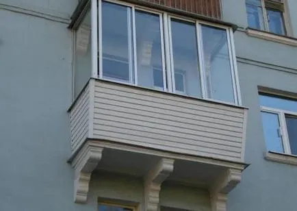 Decorare balcoane siding pe fotografii și video