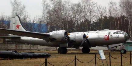 Pe-8 aeronave sovietice grea și Stalin