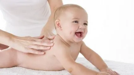 Hasznos masszázs a gyermek 1-3-6 hónap