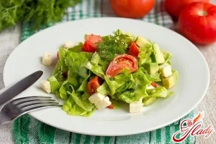 Salata cu roșii și brânză secrete delicioase de siluetă perfectă