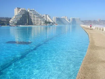 San Alfonso del Mar - Vitorlázás a medencében