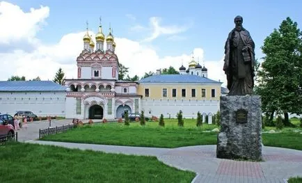 Látnivalók és emlékek Joseph-Volokolamsk kolostor