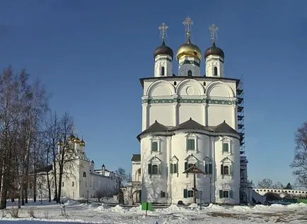 Obiective turistice și relicve Iosif-Volokolamsk Monastery